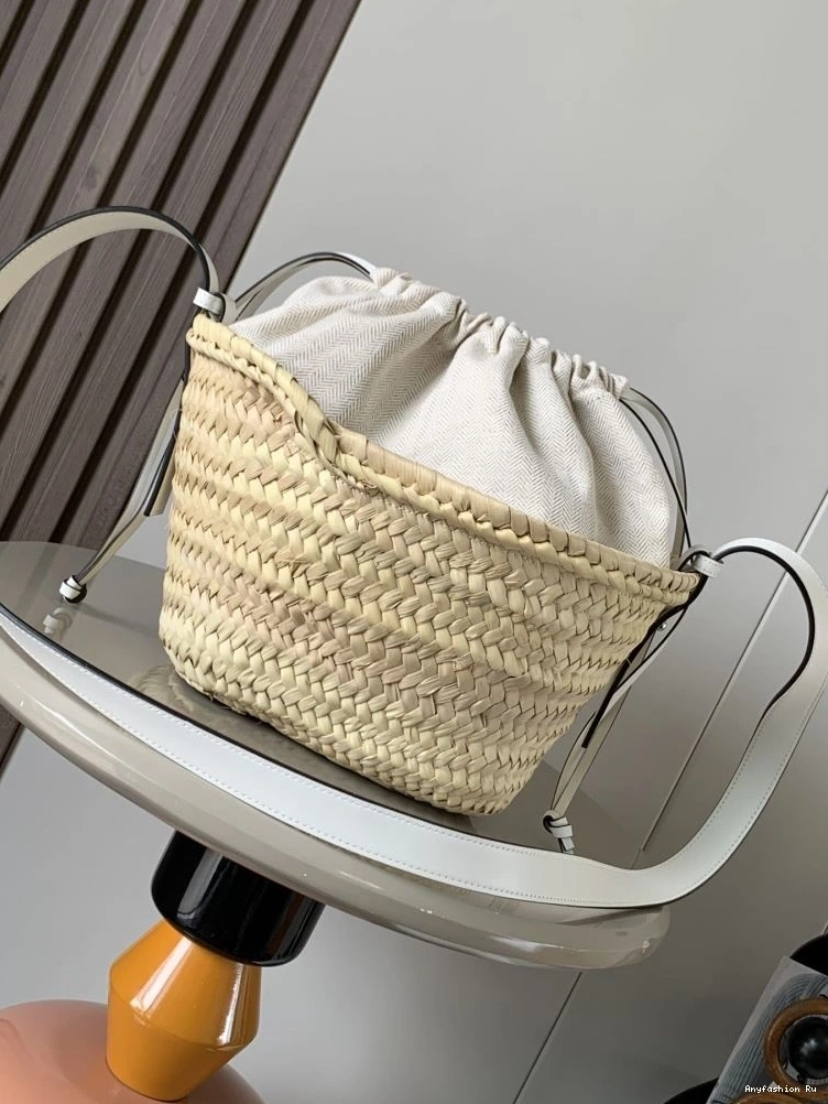Loewe Bucket SmoothTexture Bags 67109 0822